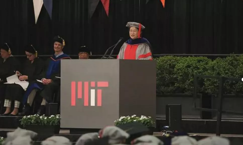 苏姿丰|苏姿丰:MIT华裔学霸,4亿年薪女CEO,全球理工男的“女神”