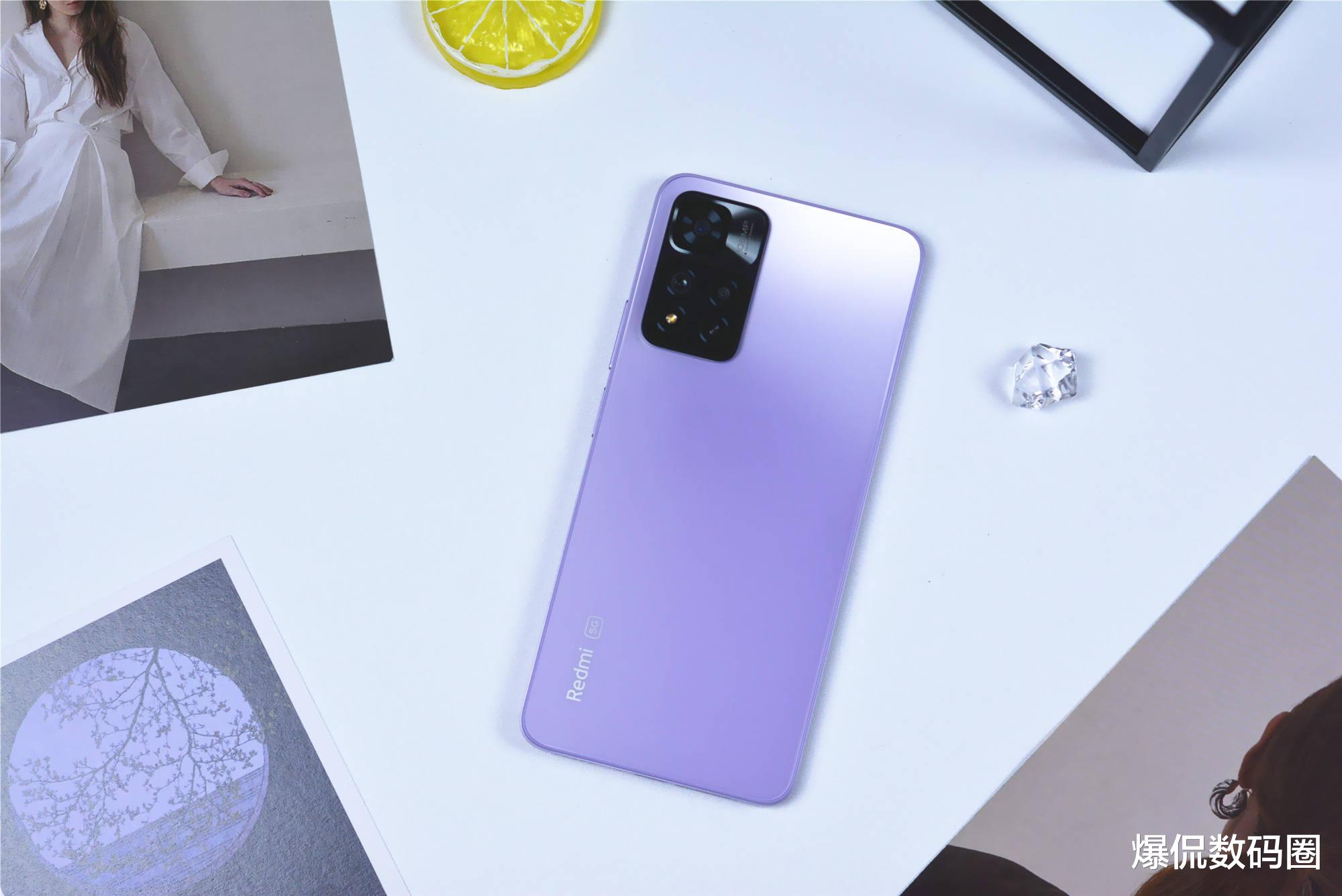 显示器|何必花冤枉钱！盘点2月份超值的4款手机，都可以列入闭眼买清单