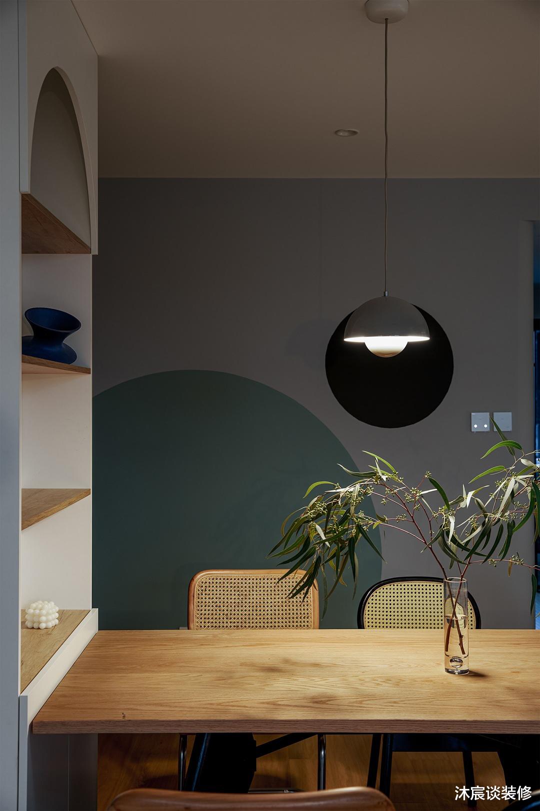 原来沙发还能这样变着摆,实用性超出我的预料,下次装修照着做