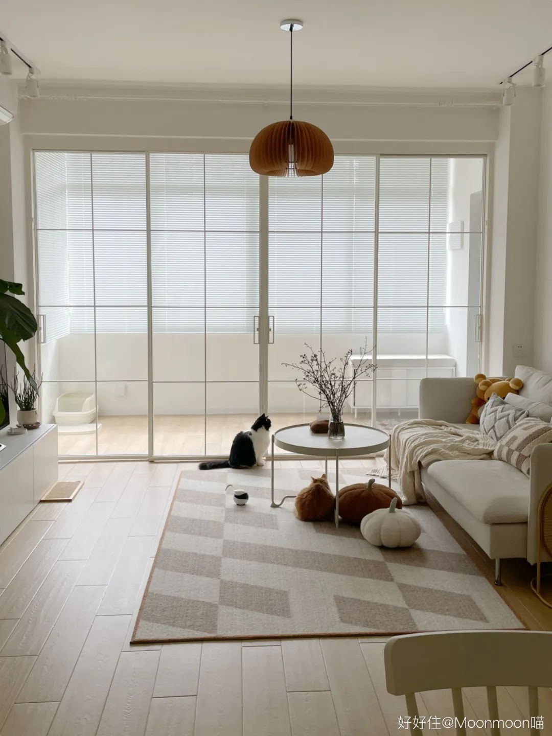 小客厅如何显大?她家简直是小户型教科书