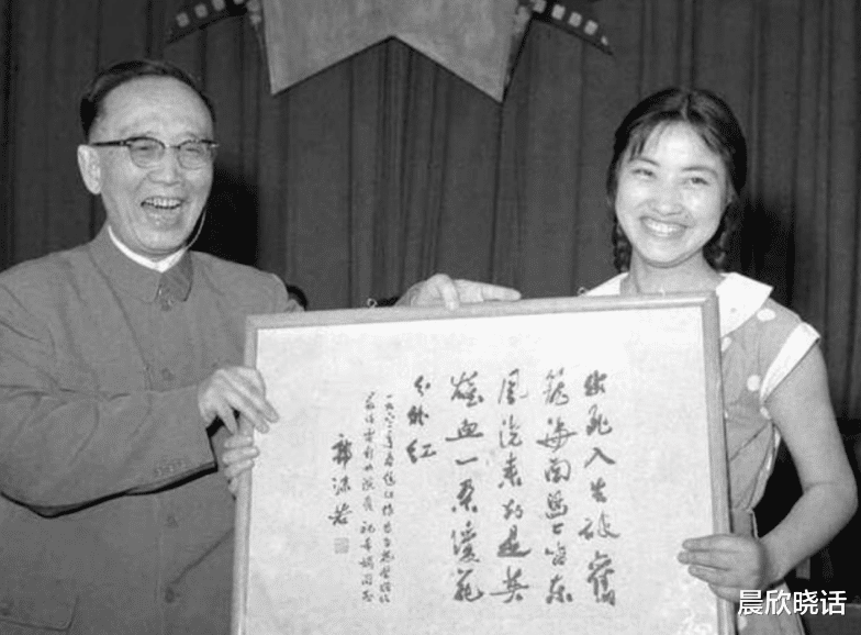 电影|演员祝希娟，嫁初恋恩爱58年，晚年和老伴住养老院