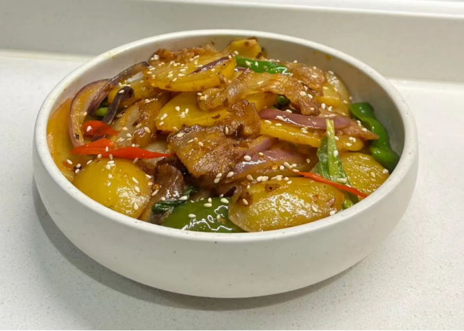 寒冬到了，不妨给家人吃这菜，简单易学，解馋下饭，不剩菜不浪费