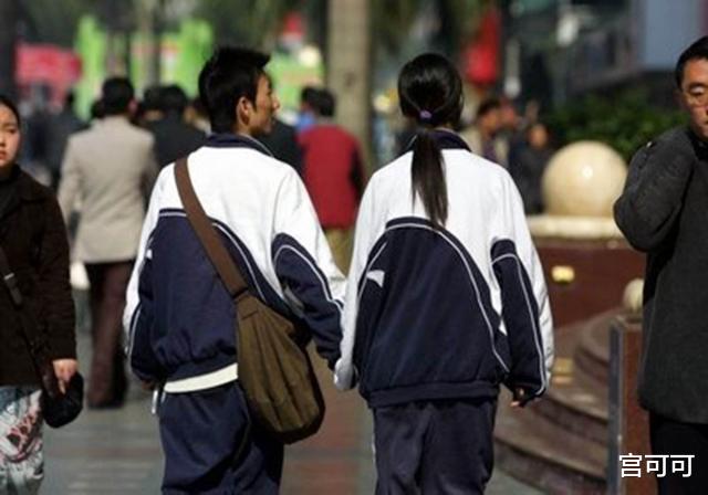 富婆寇静瑶:公公是煤老板,生一胎奖励100万,被抓时脚穿爱马仕