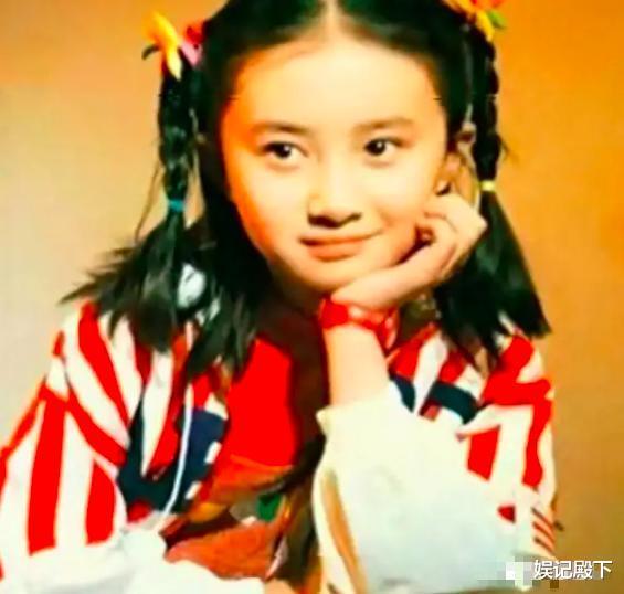 TVB|舒畅童年照曝光，温婉乖巧清秀水灵，校花级长相绝对不缺人追！