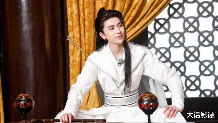 神雕侠侣|徐克翻拍《神雕侠侣》，任嘉伦搭档周也出演杨过小龙女，年底开机