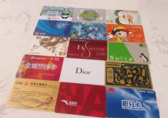 答应我,别再把这8类物品往家搬了,只会离“极简生活”越来越远