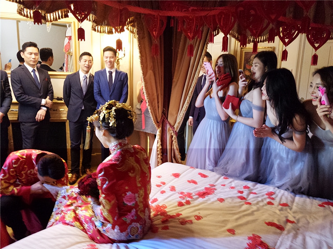 陈紫函|47岁陈紫函庆糖婚，小9岁老公送圣婴蛋糕疑催生，结婚六年无子女