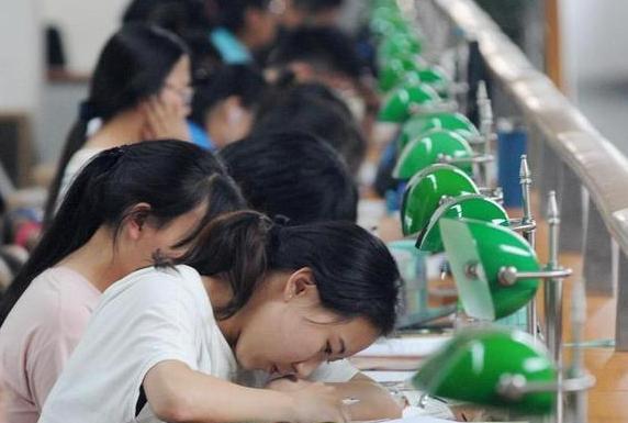 填报志愿|网友提议对已被录取却不去报道的学生，应进行2种惩罚，合理吗？