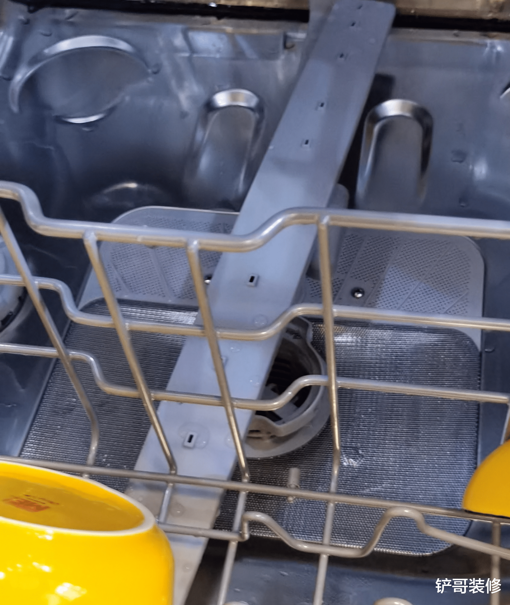 价值不菲的洗碗机,买了会“失望”吗?用了半年多,谈谈使用感受