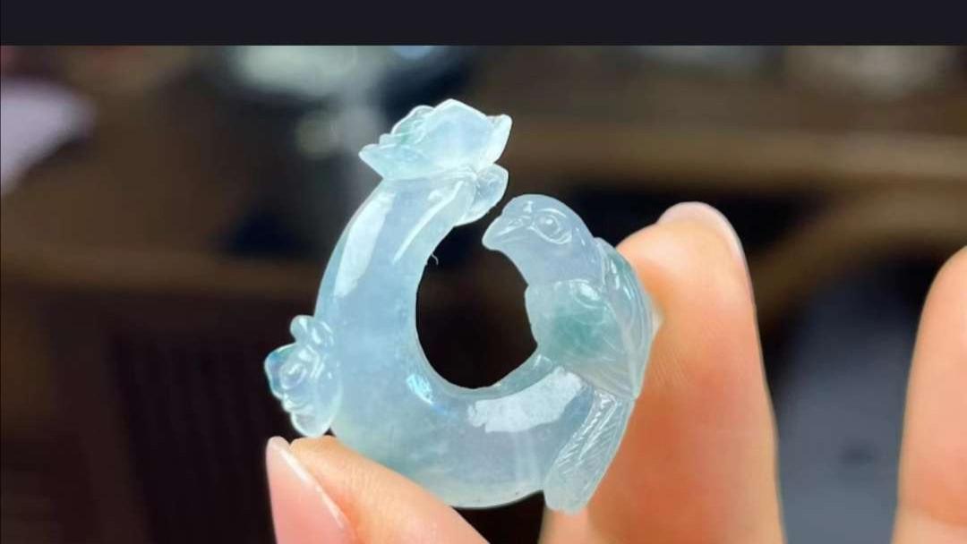 |边角小料巧雕吊坠小件