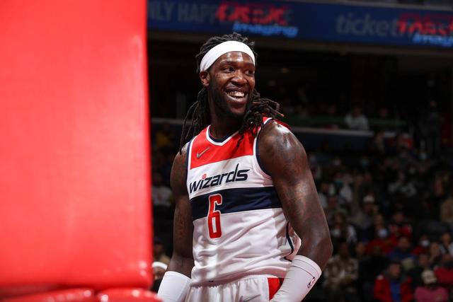 黄蜂队|NBA交易日前，黄蜂补强的五名最佳目标：火箭队伍德或成交易对象