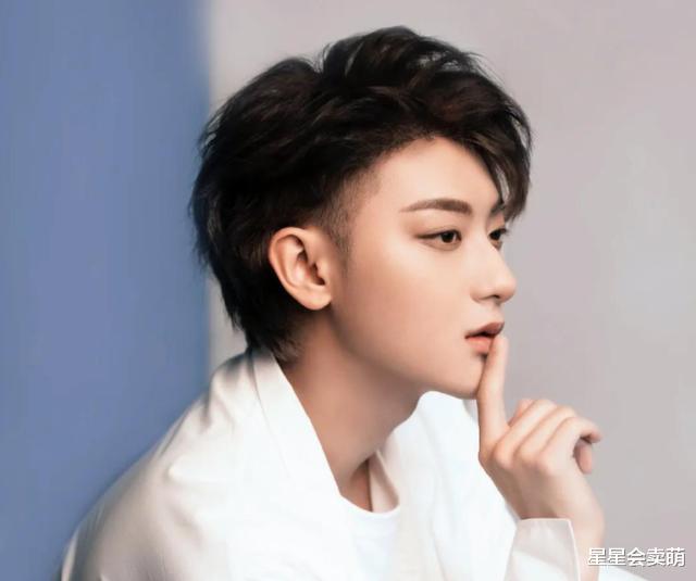 杜海涛|10位家里富得流油的明星：华晨宇、虞书欣家里有矿，杜海涛商二代