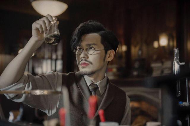 梁洁|娱乐圈低调到极致的4对情侣,梁洁蒲巴甲让人意外,你还知道谁?