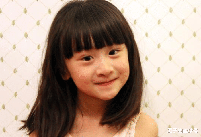 田雨橙|森碟13岁已经是模特身材， 颜值也很高