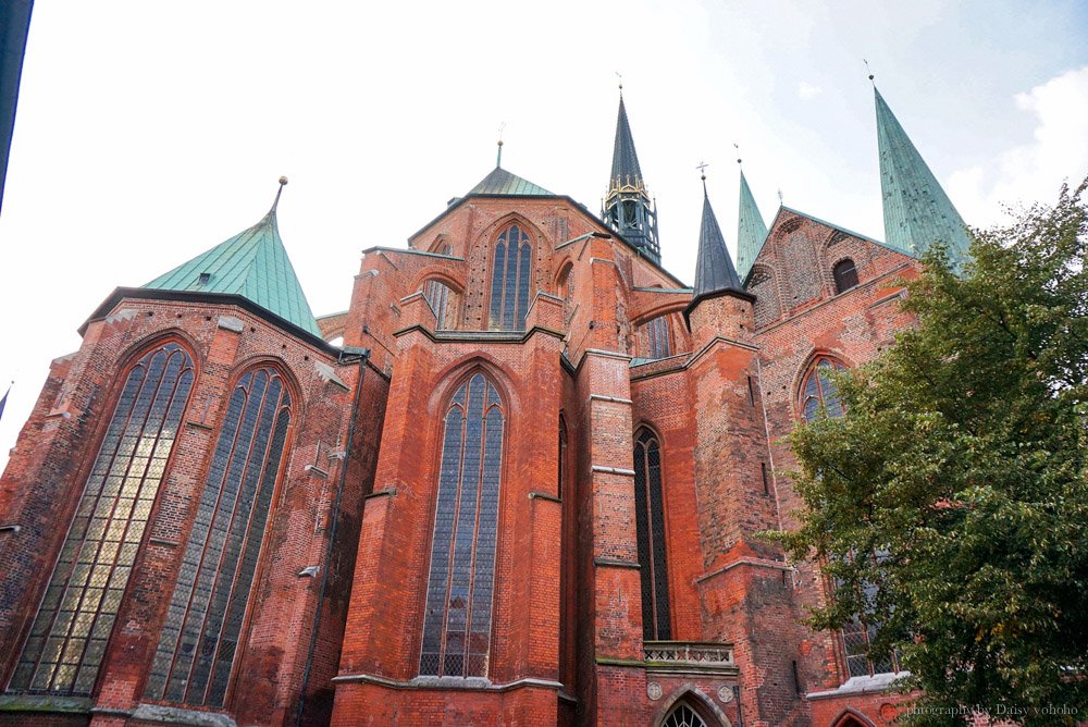 教堂|德国自助旅行，超梦幻的童话般小镇！吕北克世界文化遗产！