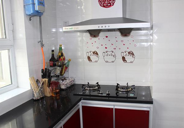 晒晒老公15万装修的婚房,哪里都好,就是冰箱位置太尴尬!