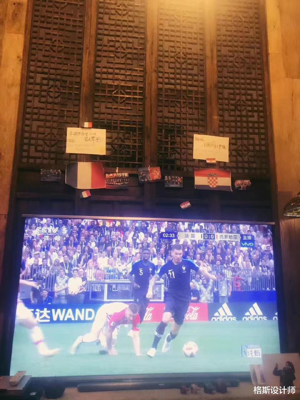 43岁殷桃在北京的豪宅,家中布满名贵花草和家具,价值超百万