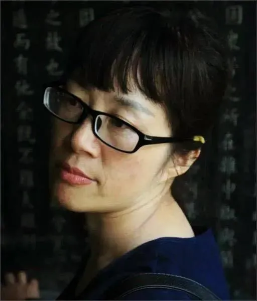 余秀华|余秀华和小14岁男友恋情曝光：只和自己爱的人睡，就叫贞洁！