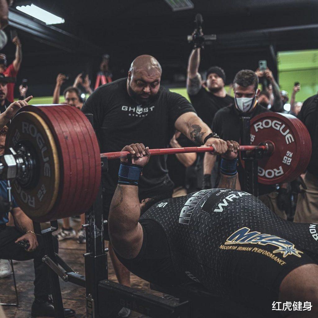 世界纪录|太难！“卧推野兽”未能打破埃迪.霍尔创造的Crossfit世界纪录