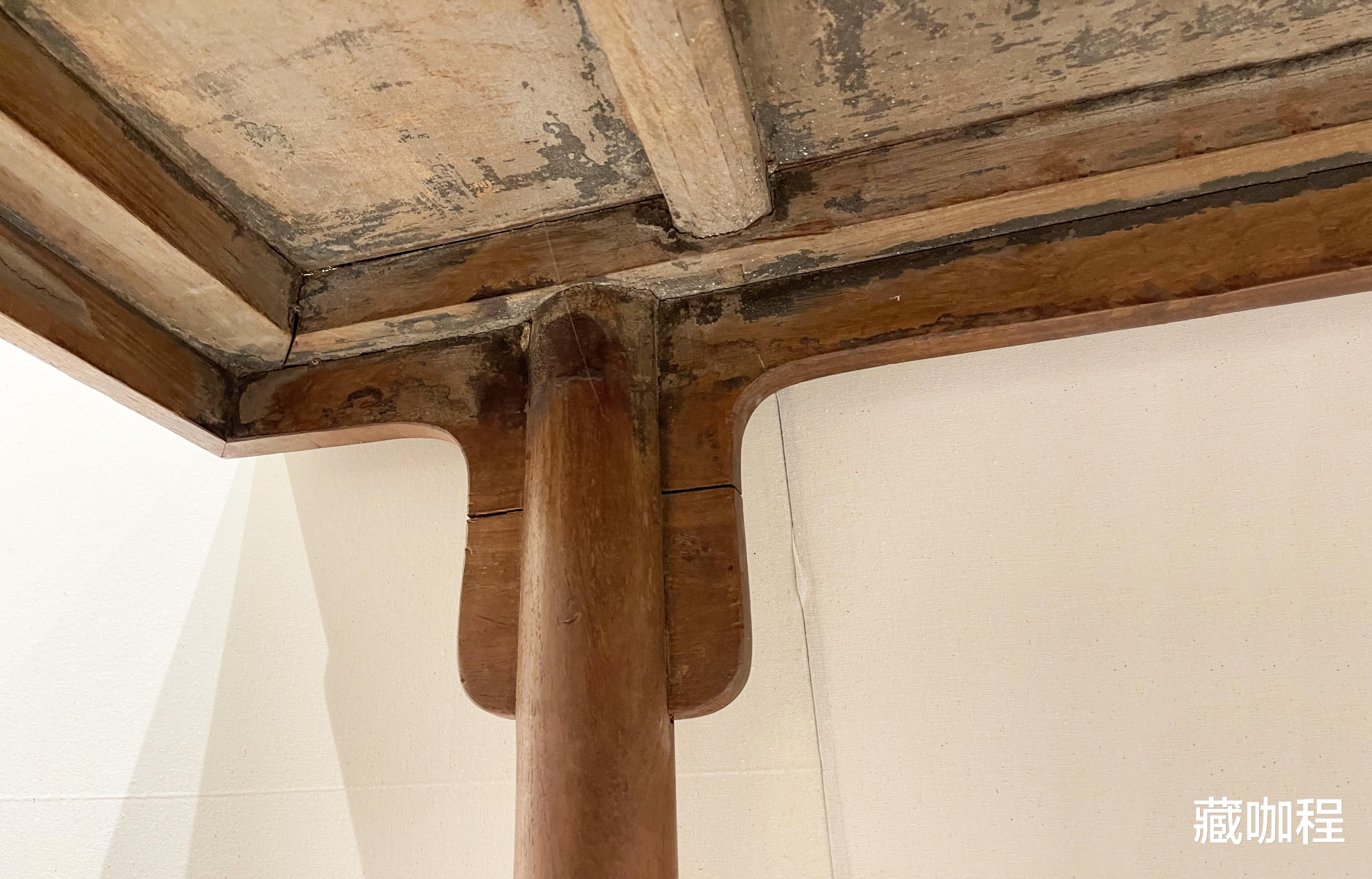 奇石|用料规整、老底原装，黄花梨大画案184万成交