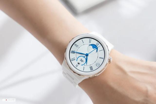|图赏：华为Watch GT3 Pro可能是华为今年最好看的新机