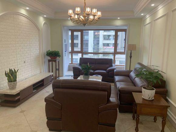 新房装修好在等通风,装修费花了40万的效果就这样?被坑了