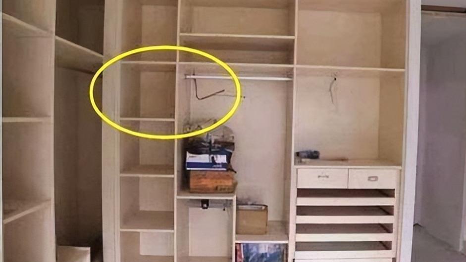 制作衣柜万万不要选免漆板，懊悔我家不听劝，入住才知是个坑