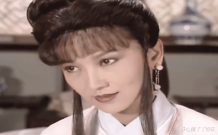 新白娘子传奇|新白娘子传奇：跟小青相比，采因士为知己者死，才是真正的不值！