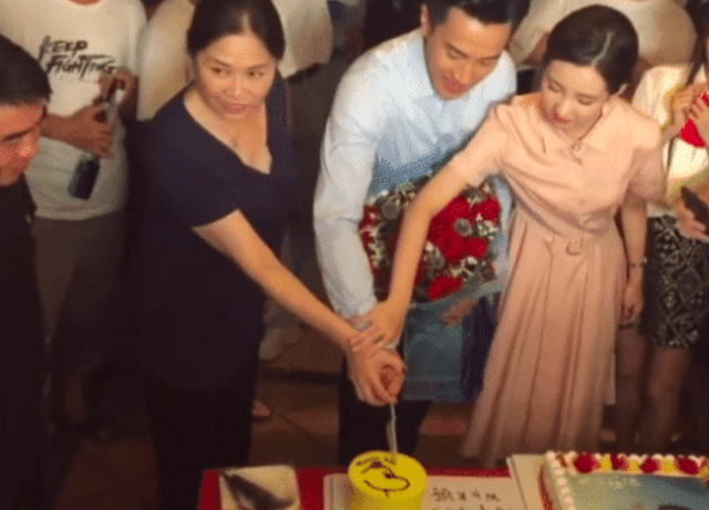 刘恺威|陈都灵为刘恺威庆生视频曝光，相差19岁互动亲密，相互依偎不避嫌