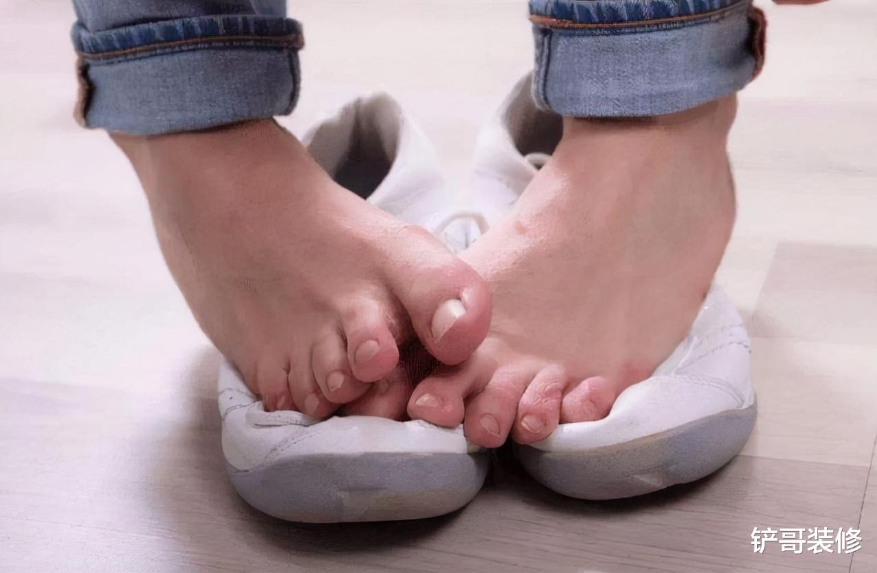 等我买房了,门口不放鞋柜了!有钱人这么做,美观干净没异味!