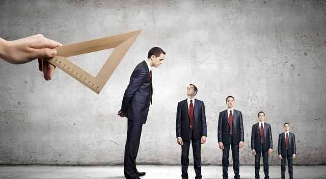 |你的领导，是如何收买你的！