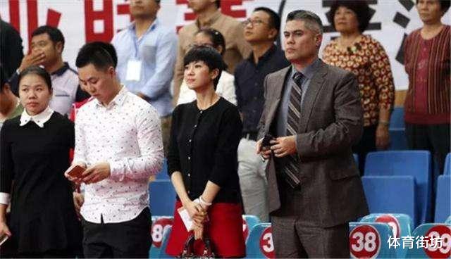 福建男篮|空欢喜一场，美女老总再出昏招，王牌外援被裁，球迷心都凉了