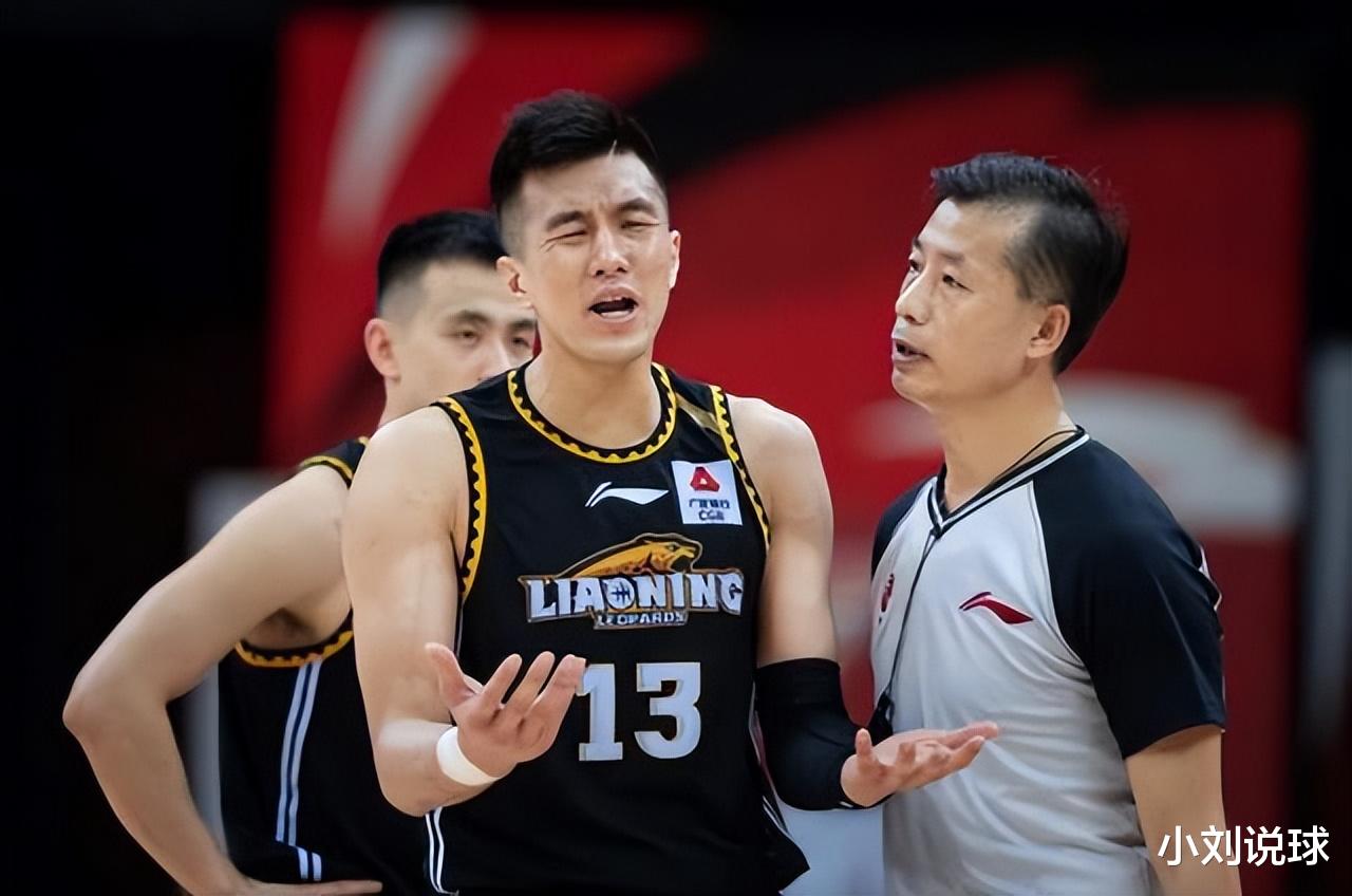 姚明|大快人心！39号裁判杨宏峰下课，姚明痛下狠手，球迷们终于等到