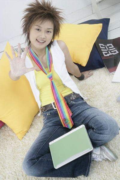 韩红|至今未婚的8位大龄女歌手，每一位都有苦衷，最小30岁，最大56岁