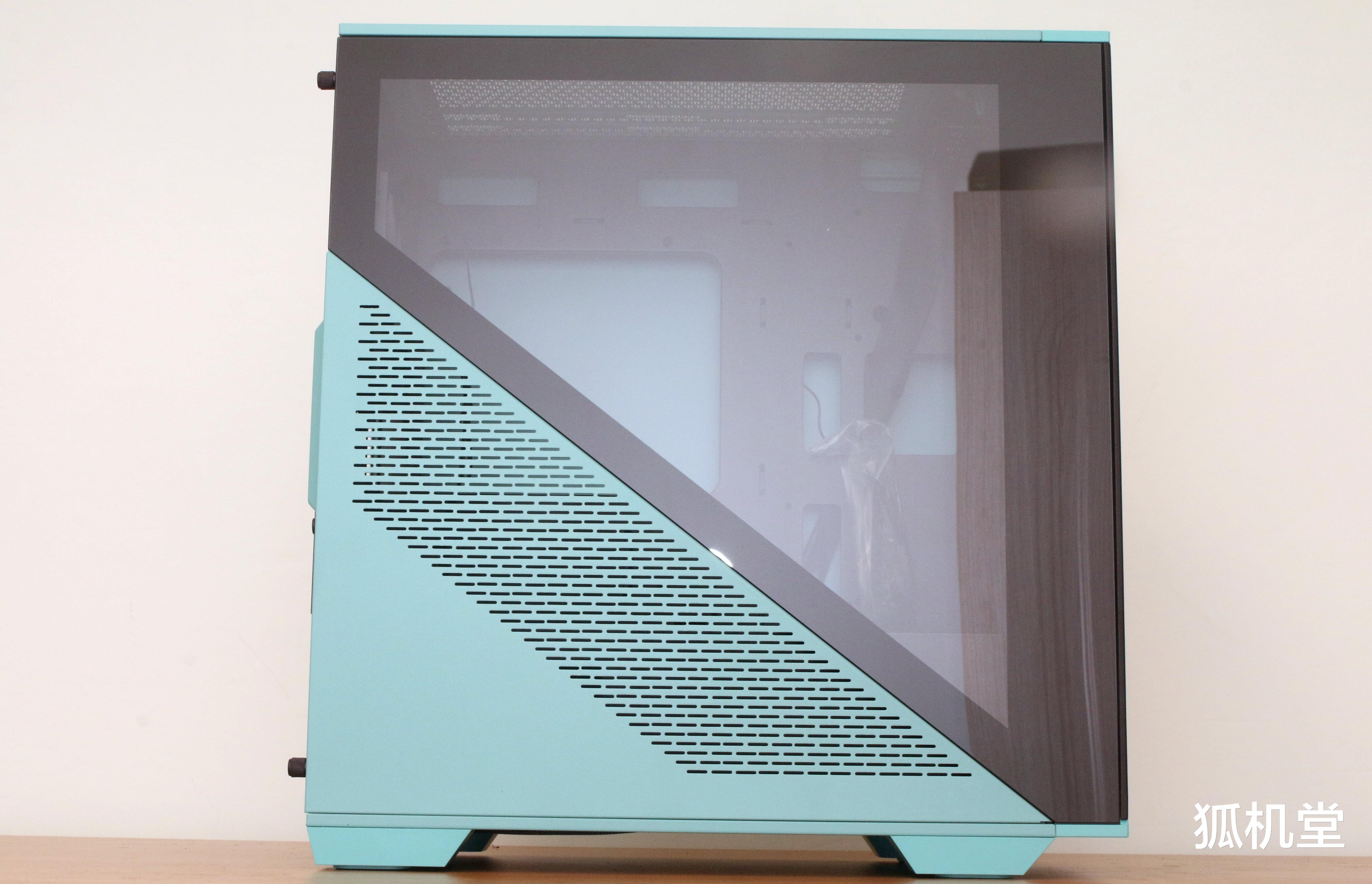 机箱|来自Tt（Thermaltake）的装机四件套，这个618装机就选它们了
