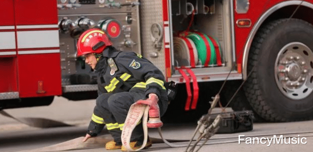 杜志国|芒果台综艺开创新境界!无明星阵容收视登顶,以后综艺可以这么拍