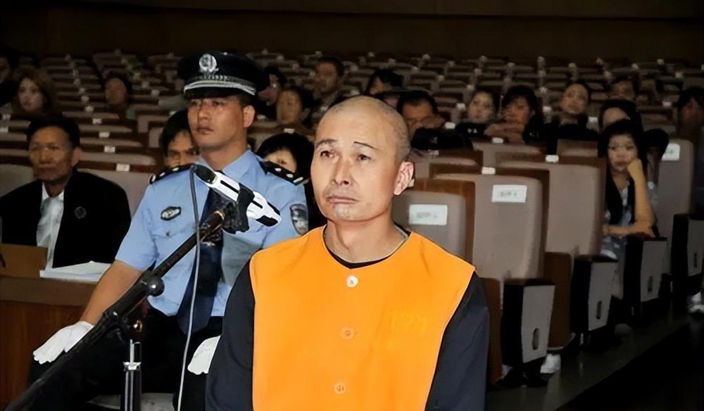 云南黑老大蒋家田,小学文化盘踞昆明十余年,为赚钱把全家拉下水