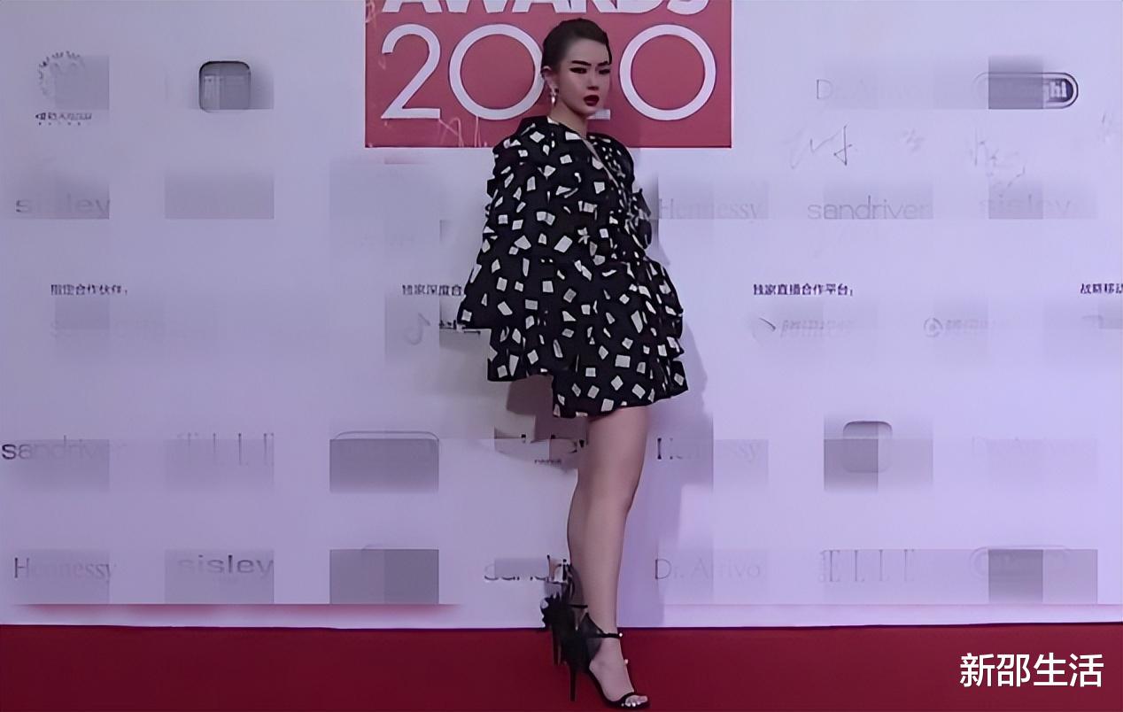 小S|这些年,明星的做作红毯,白眼飞上天、扭捏成了精,原谅我笑出声