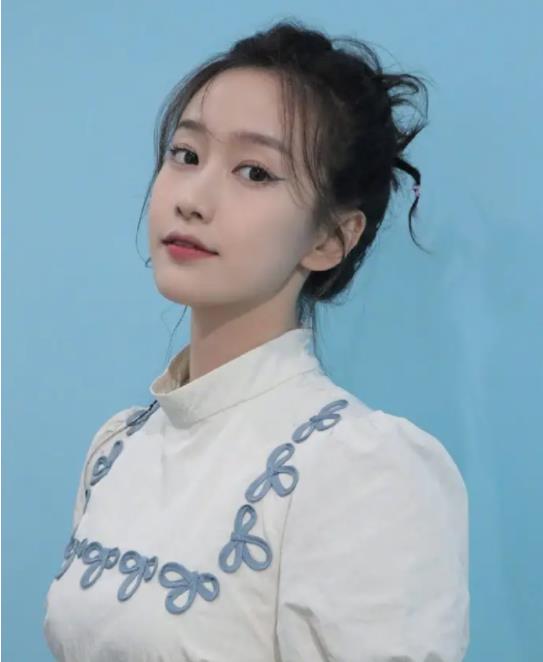 考研|“黑魔仙”刘美含考研落选，报名浪姐被刷，像极了职场失意的你