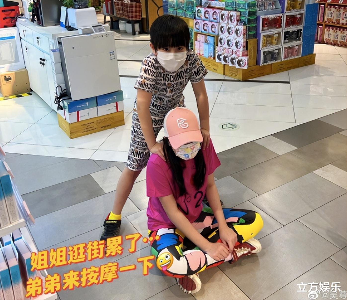 吴尊|吴尊举家搬到中国！4个人吃饭一人一个菜，作为明星太朴素！