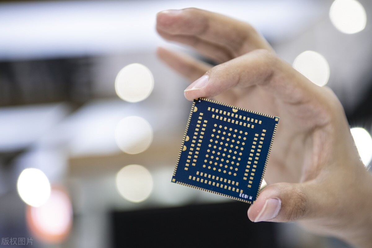 芯片|欧盟动手了！不甘受制于美国技术，打压苹果等巨头公司