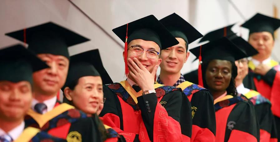 大学|南大博士面试老师被拒11次,看到用人单位婉拒的理由,扎心了