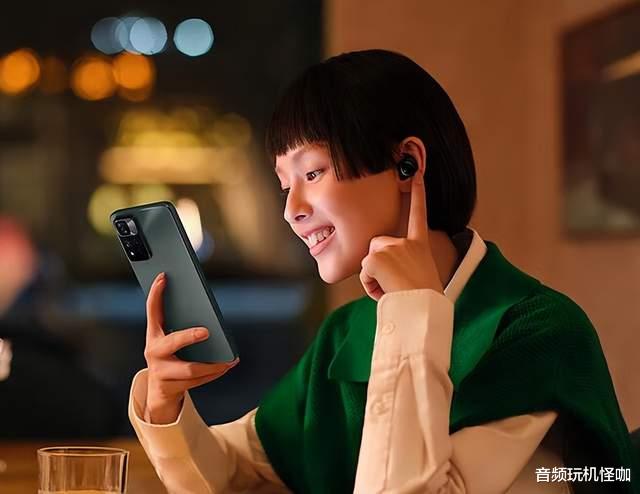 手机游戏|在曲屏疯狂的时代中，直屏手机受众人群为何不减少，原因很明显