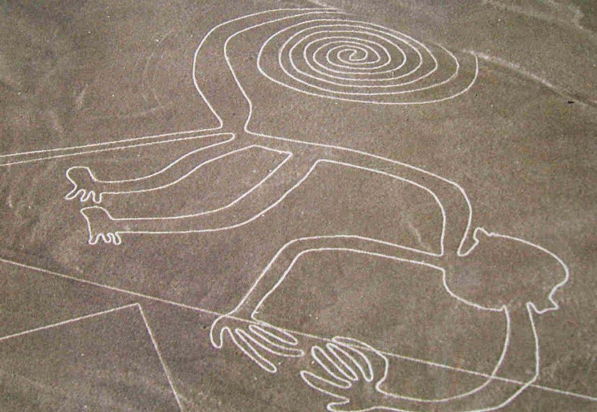2000年前,是谁在山上画了个宇航员?究竟是画给谁看的?