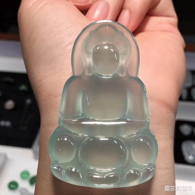 翡翠|发黄变种的翡翠,还能抢救回来吗?