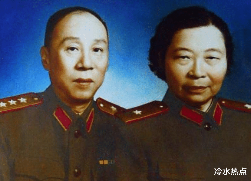 最高军衔家庭:她是中国首位女中将,丈夫是上将,父亲是元帅