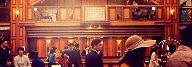 刽子手|《假面饭店》：打着悬疑凶杀的幌子，实则却是一部职场片，被骗了