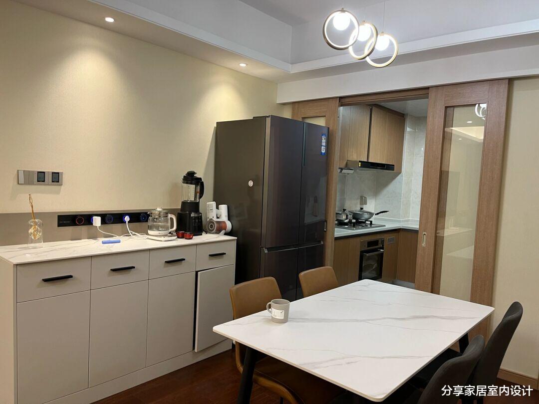 父母帮忙装修的新房很满意,打扫干净准备乔迁入住,太有福气了!