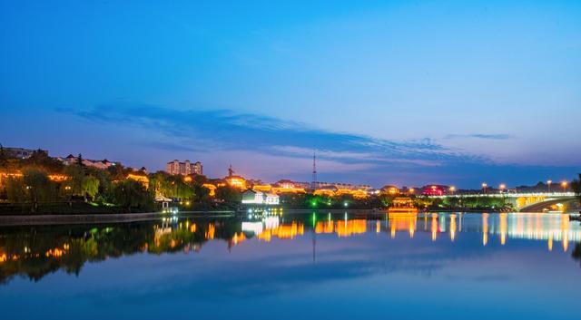 招聘|河南某地招聘须是2002、2003方城籍中师毕业生45周岁以下,引热议