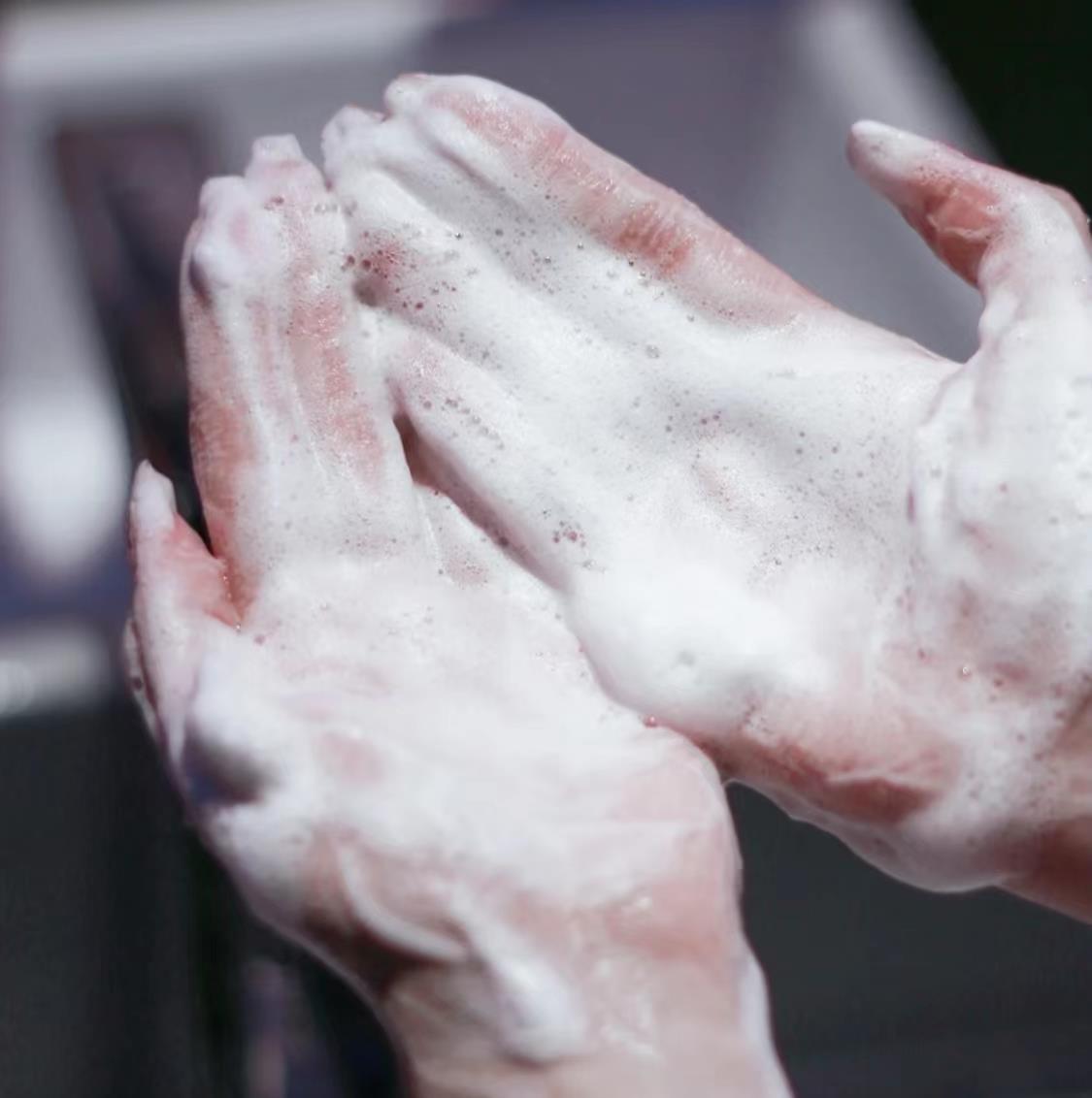 抗氧化 30、40岁的女人想要抗衰老,别着急用“视黄醇”,这样做更有效